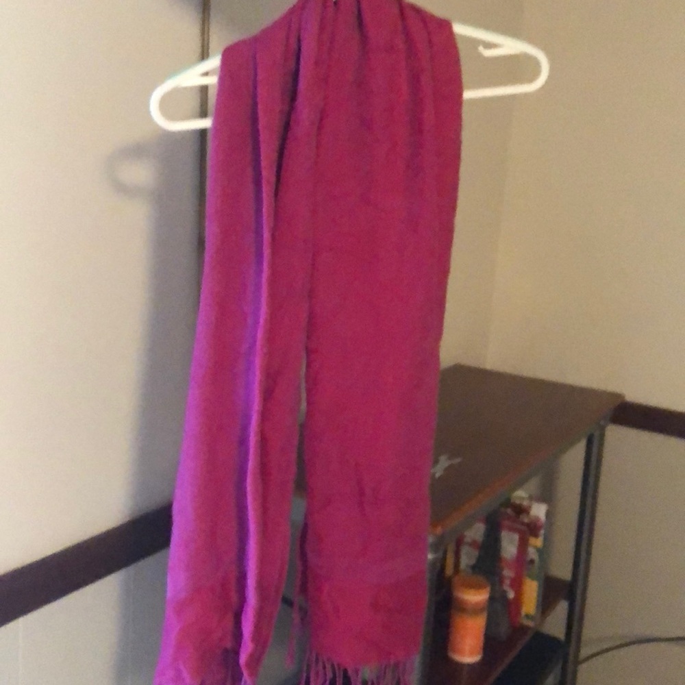 Magenta scarf